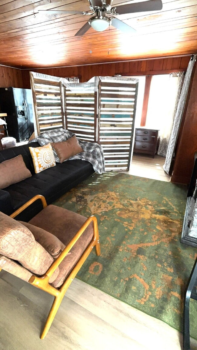 Building Photo - FURNISHED in Fondren!