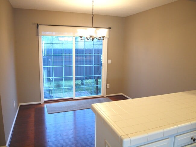 Building Photo - 834 34th St NW