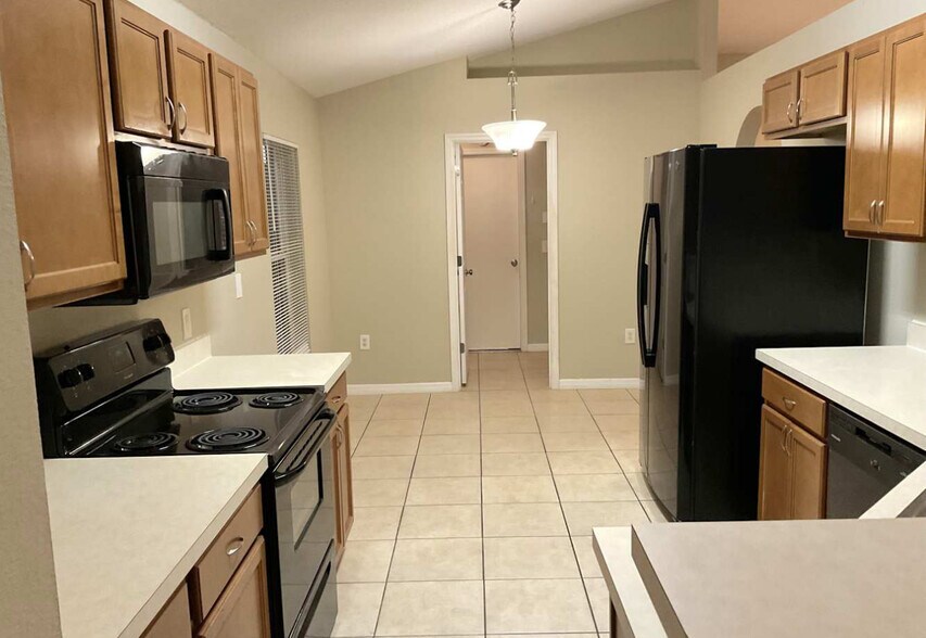 Building Photo - 9737 S 53rd Ave