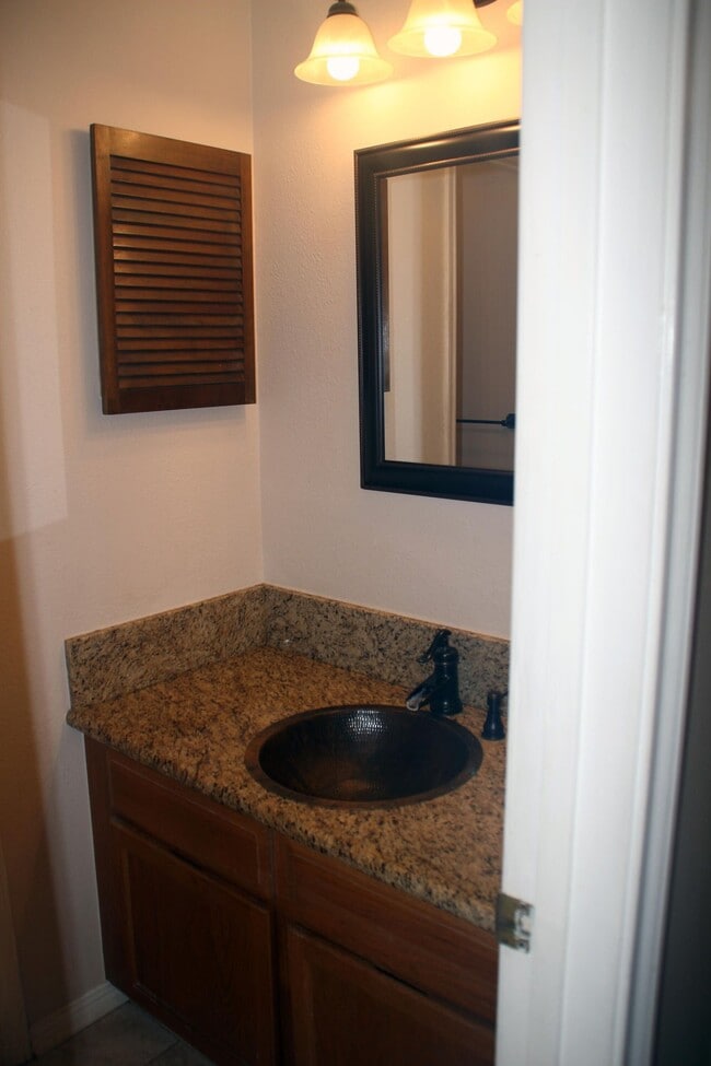Building Photo - 3500 Tangle Brush Dr