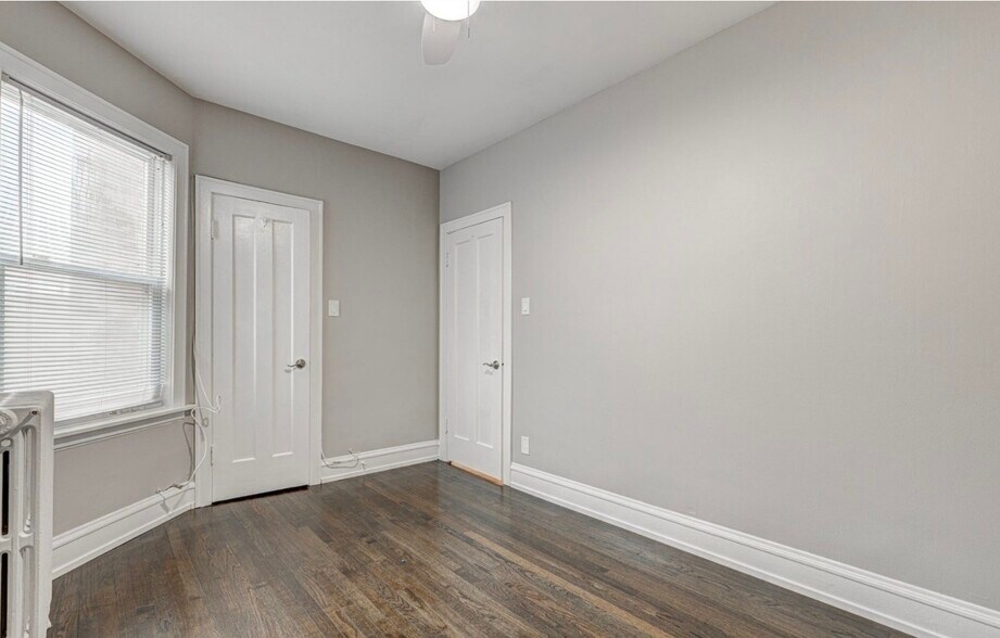 Building Photo - 1935 N Saint Louis Ave