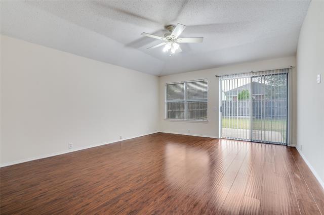 Building Photo - 206 Trenton Dr