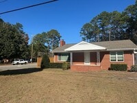 Building Photo - Updated 2 Bedroom, 1 Bath Home Locate Close to Wrightsville Beach