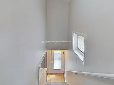 Building Photo - 306 Schuyler St