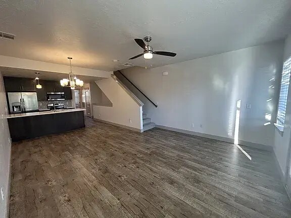 Building Photo - 106 Broken Pine Ln