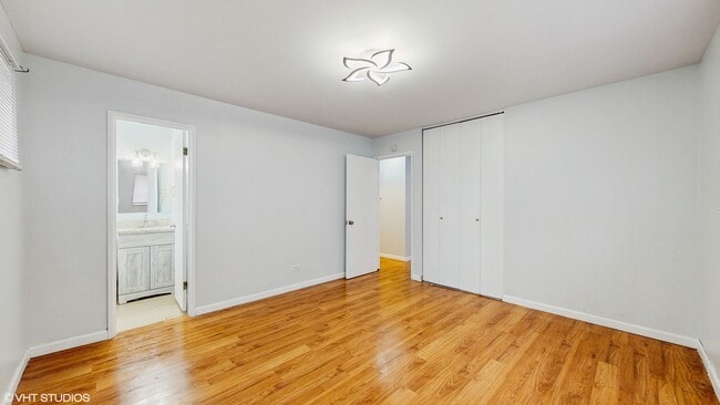 Building Photo - 1317 Mackinaw Ave