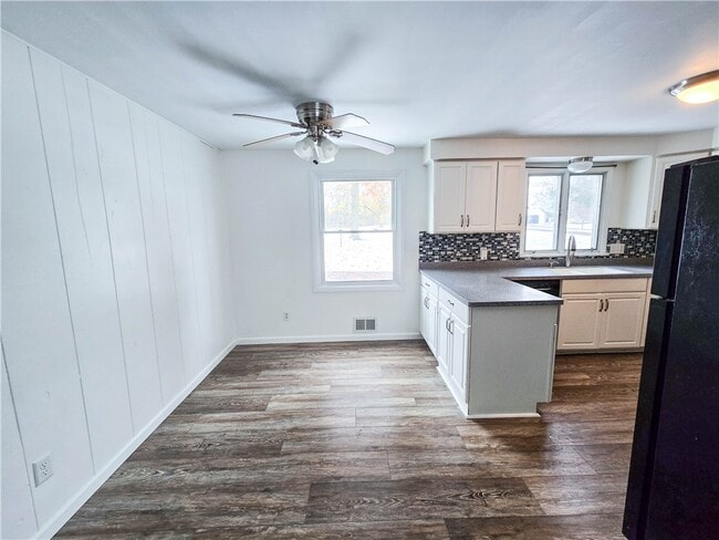 Building Photo - 512 Bromley Rd