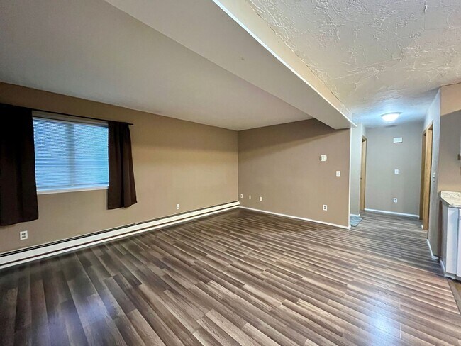 Building Photo - 1030 26th Ave