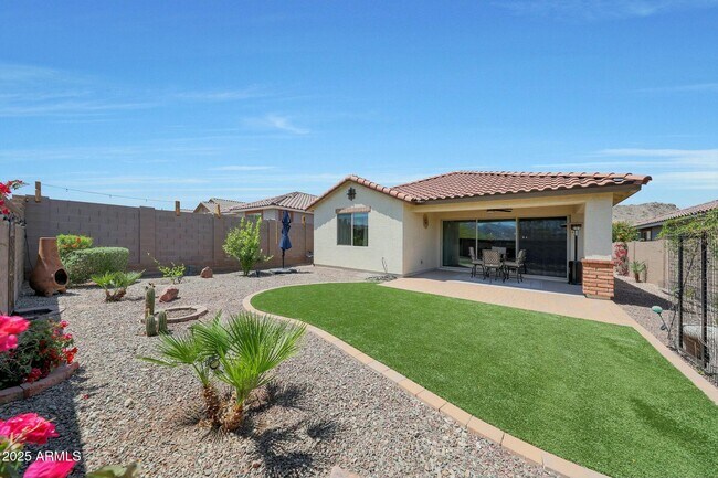 Building Photo - 8419 S 164th Dr