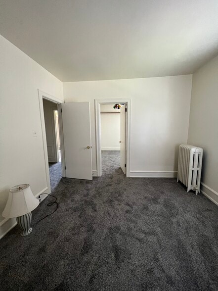 2nd floor master - 122 E 4th St