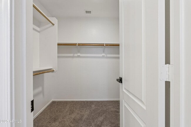Building Photo - 1556 N Rockwell Ct