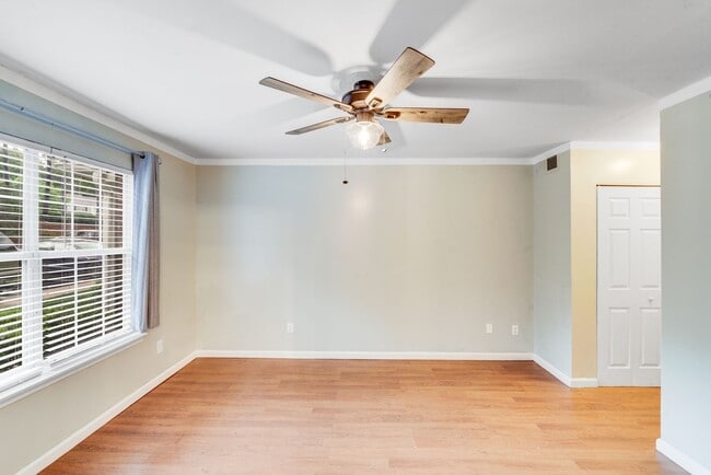 Building Photo - COMING SOON! Prescott Village 3-Bed, 2-Bat...