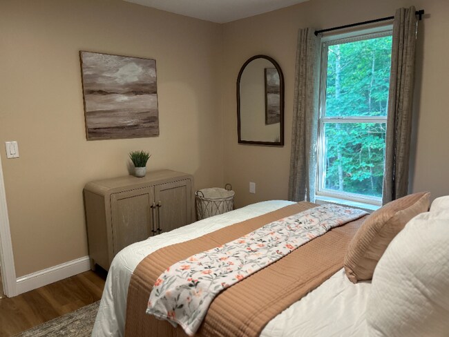 Building Photo - 15 St Francis Way