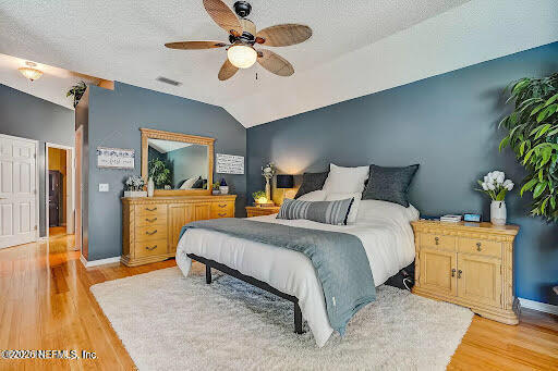 Building Photo - 1555 Lakeway Dr