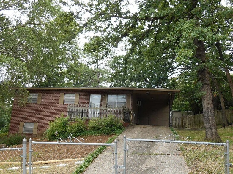 Building Photo - 4718 Marino St