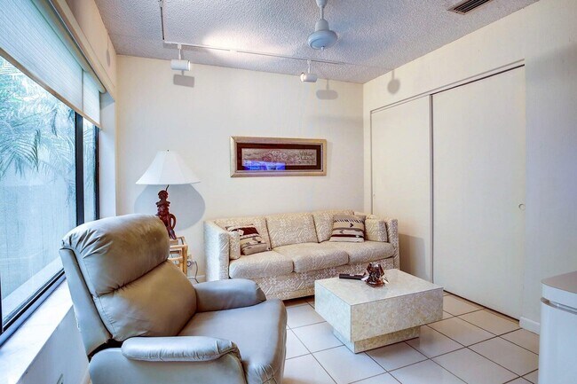 Building Photo - 5660 Piping Rock Dr