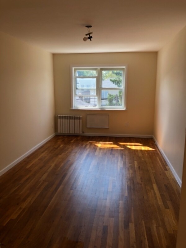 Building Photo - 71-16 73rd St