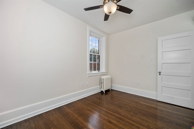 Building Photo - 1416 Hampton Blvd
