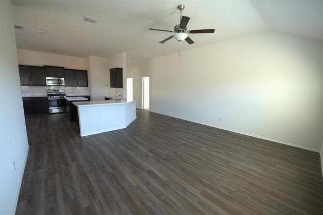 Building Photo - 1500 Acmite Ave