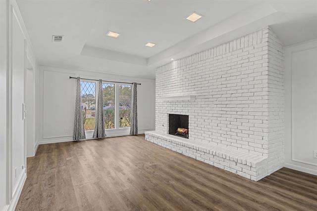 Building Photo - 2126 Teakwood Ln