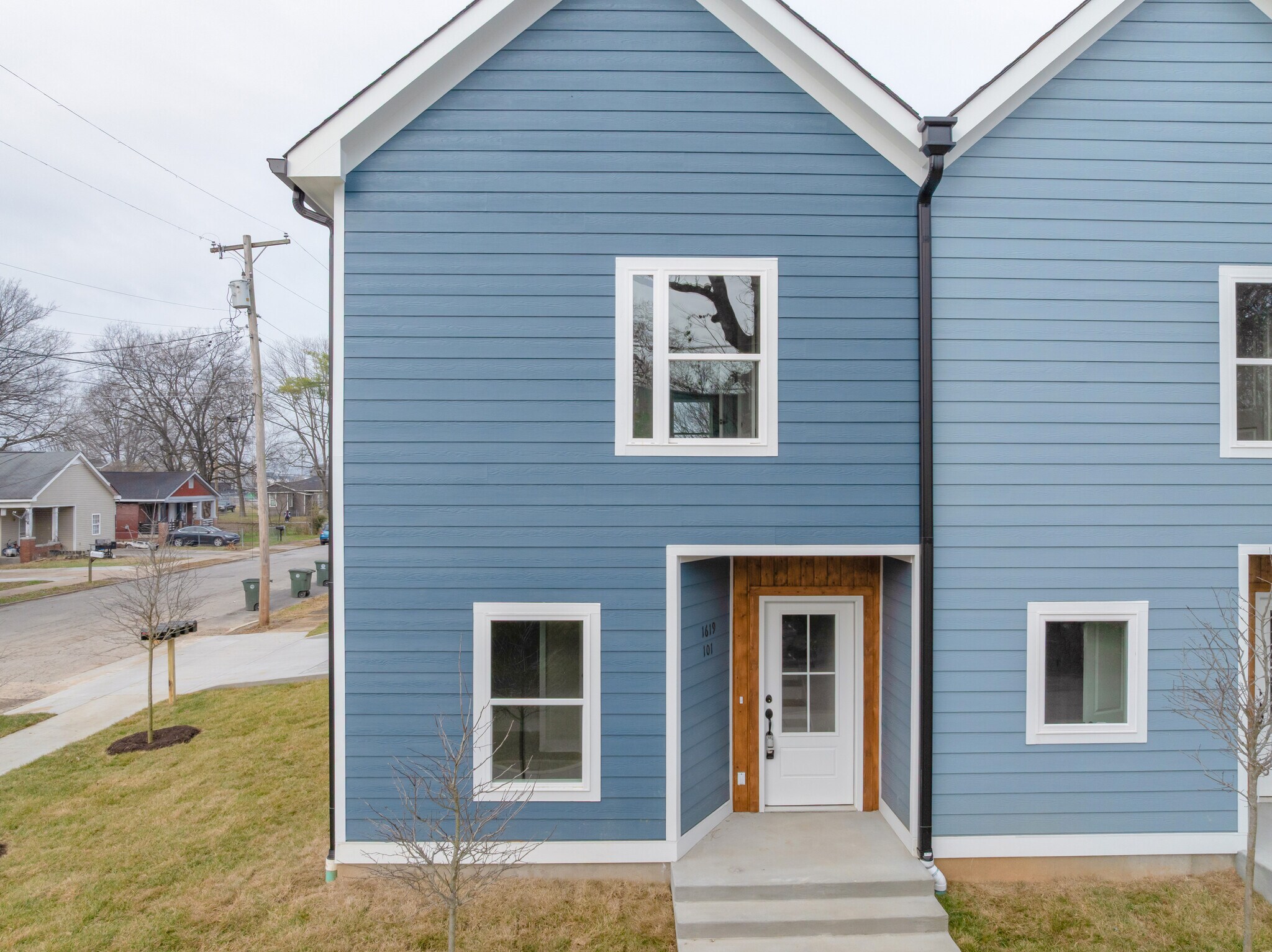 Building Photo - 1619 S Highland Park Ave