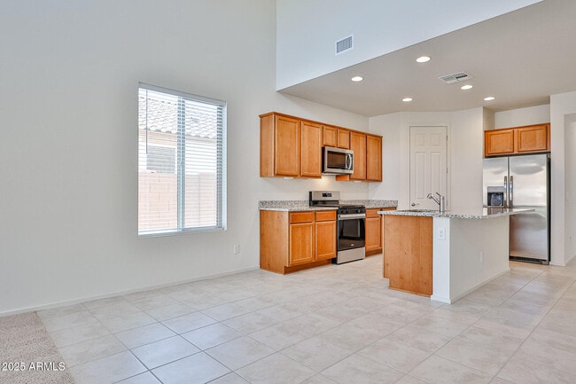 Building Photo - 7172 W Bent Tree Dr