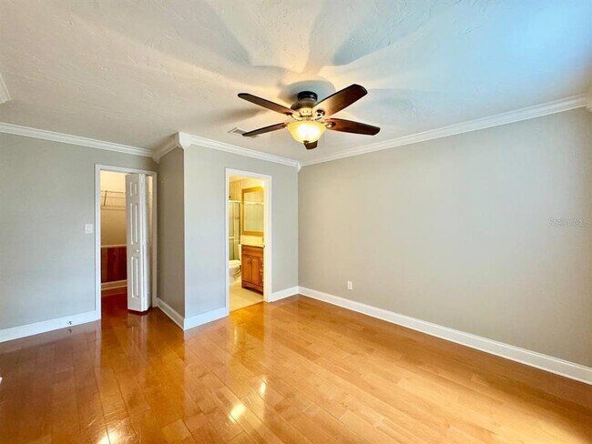 Building Photo - 8615 Mallard Reserve Dr