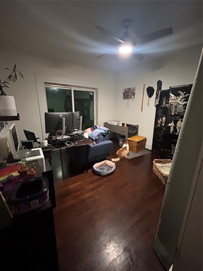 Building Photo - 1971 W Lamar St