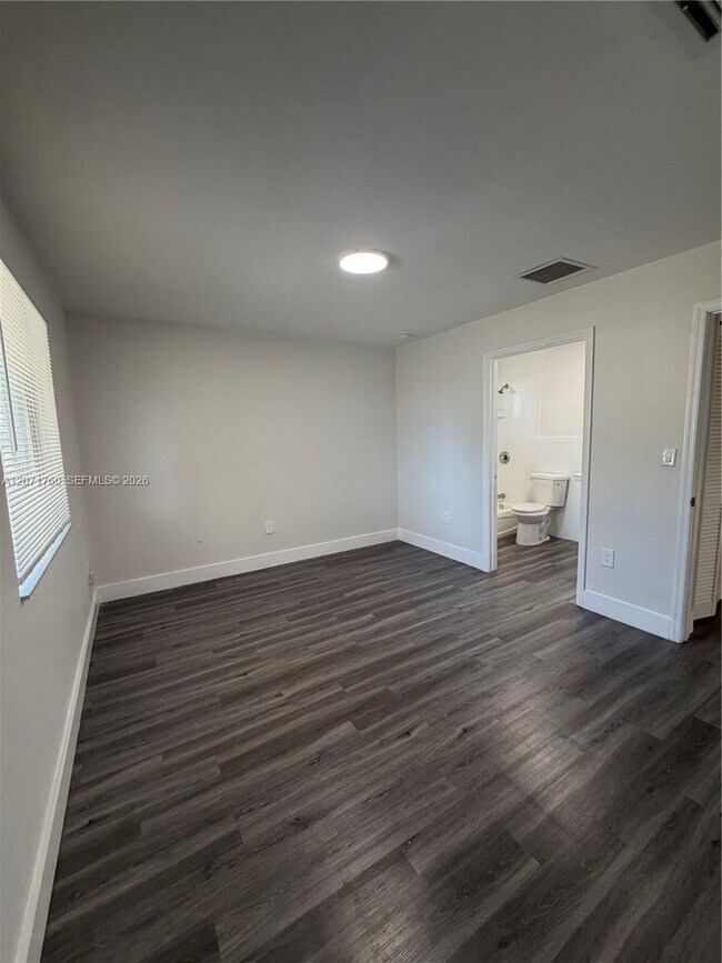 Building Photo - 580 NW 58th St