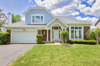 Building Photo - 1229 Thorndale Ln