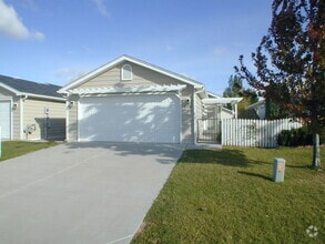 Building Photo - House For Lease
