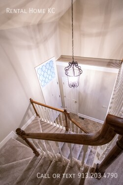 Building Photo - 11956 Farley-