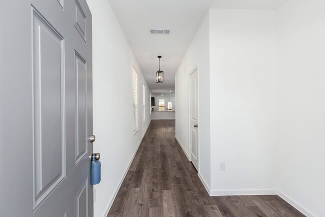 Building Photo - 16419 Windy Cove Ct