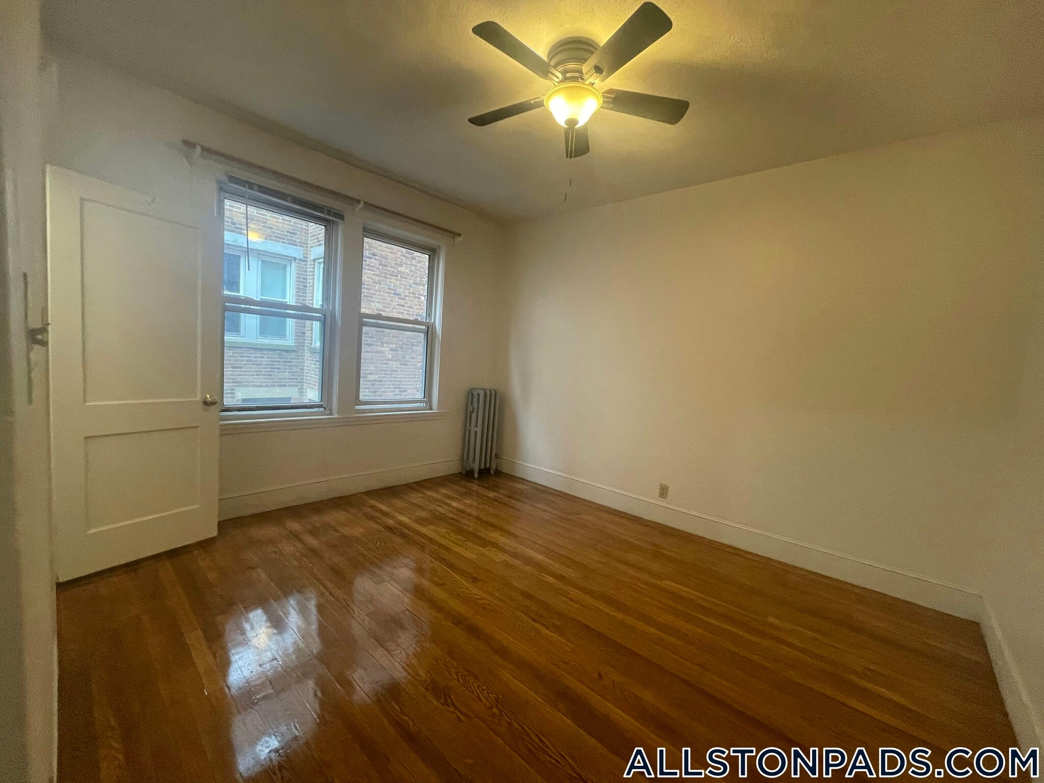 Building Photo - 15 Scottfield Rd