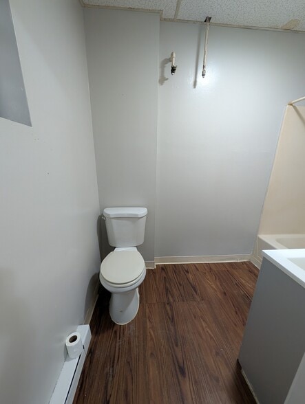 Building Photo - 212-216 Lyman St