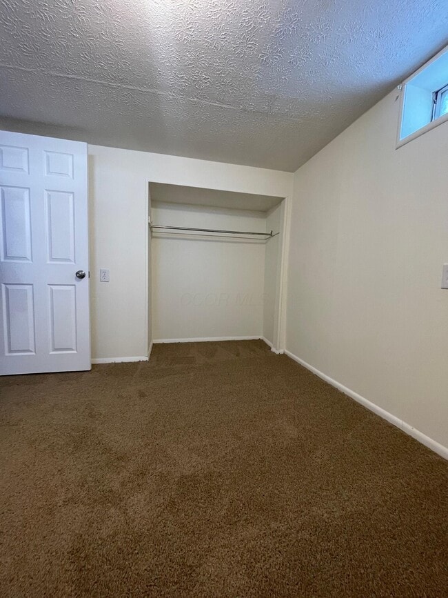 Building Photo - 6542 Red Coach Ln