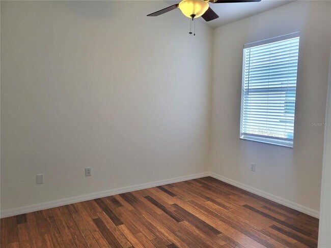 Building Photo - 2011 Cattleman Dr