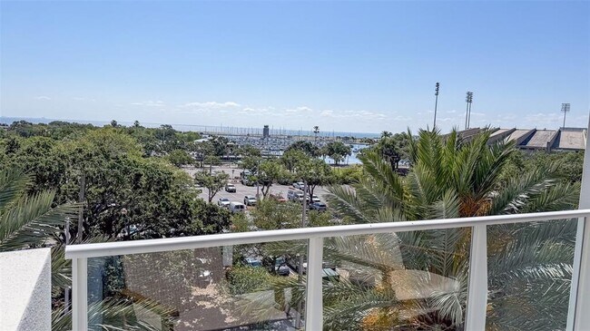 Building Photo - 175 1st St S