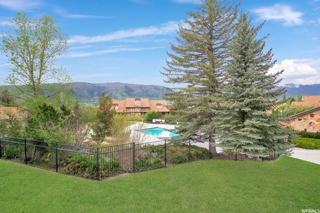 Building Photo - 3615 N Wolf Creek Dr