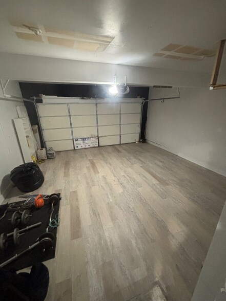 Building Photo - 845 NE 109th Ct