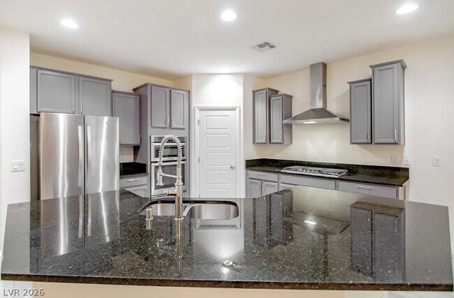 Building Photo - 7148 Avana St