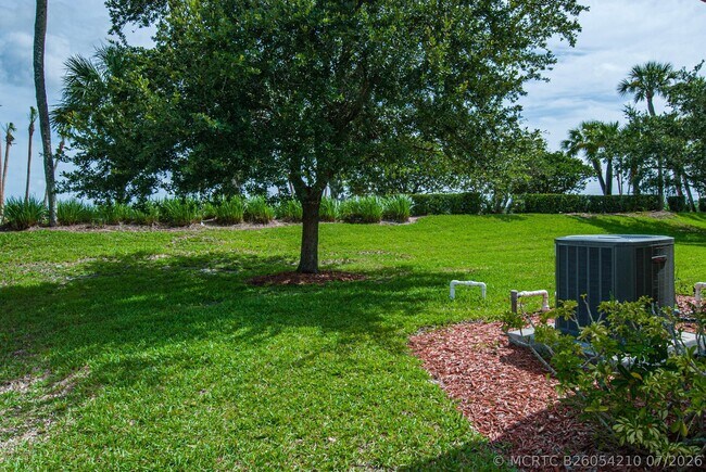 Building Photo - 9851 E Verona Cir