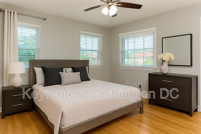 Building Photo - 311 Lourdes Dr