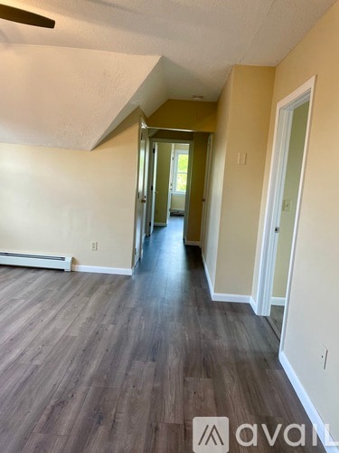 Building Photo - 5 Myrtle St