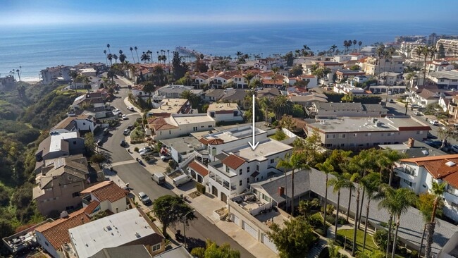 Building Photo - 312 Cazador Ln