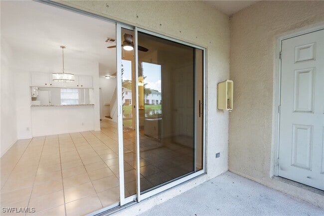 Building Photo - 10034 Poppy Hill Dr