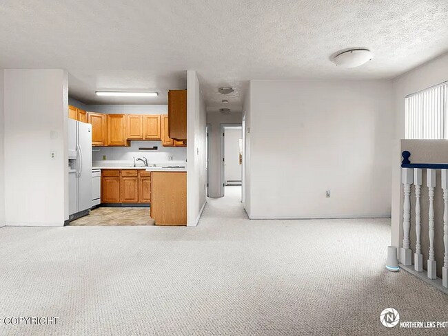 Building Photo - State Street Townhomes