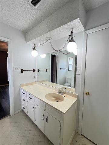 Building Photo - 6403 San Juan Ave