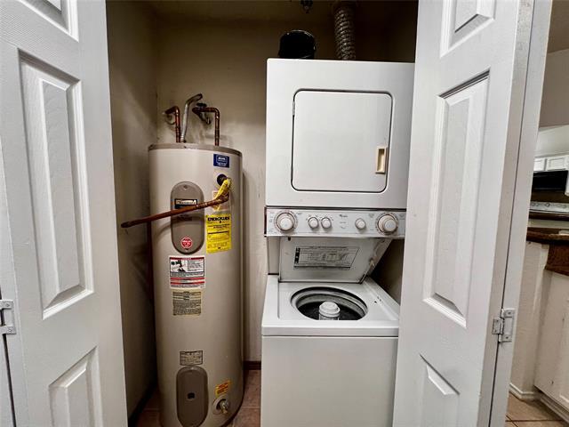 Building Photo - 4800 W Lovers Ln