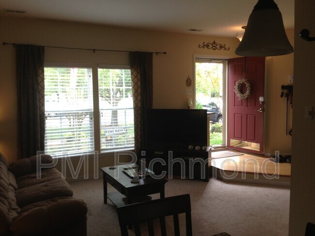 Building Photo - 2539 Mountain Ash Cir